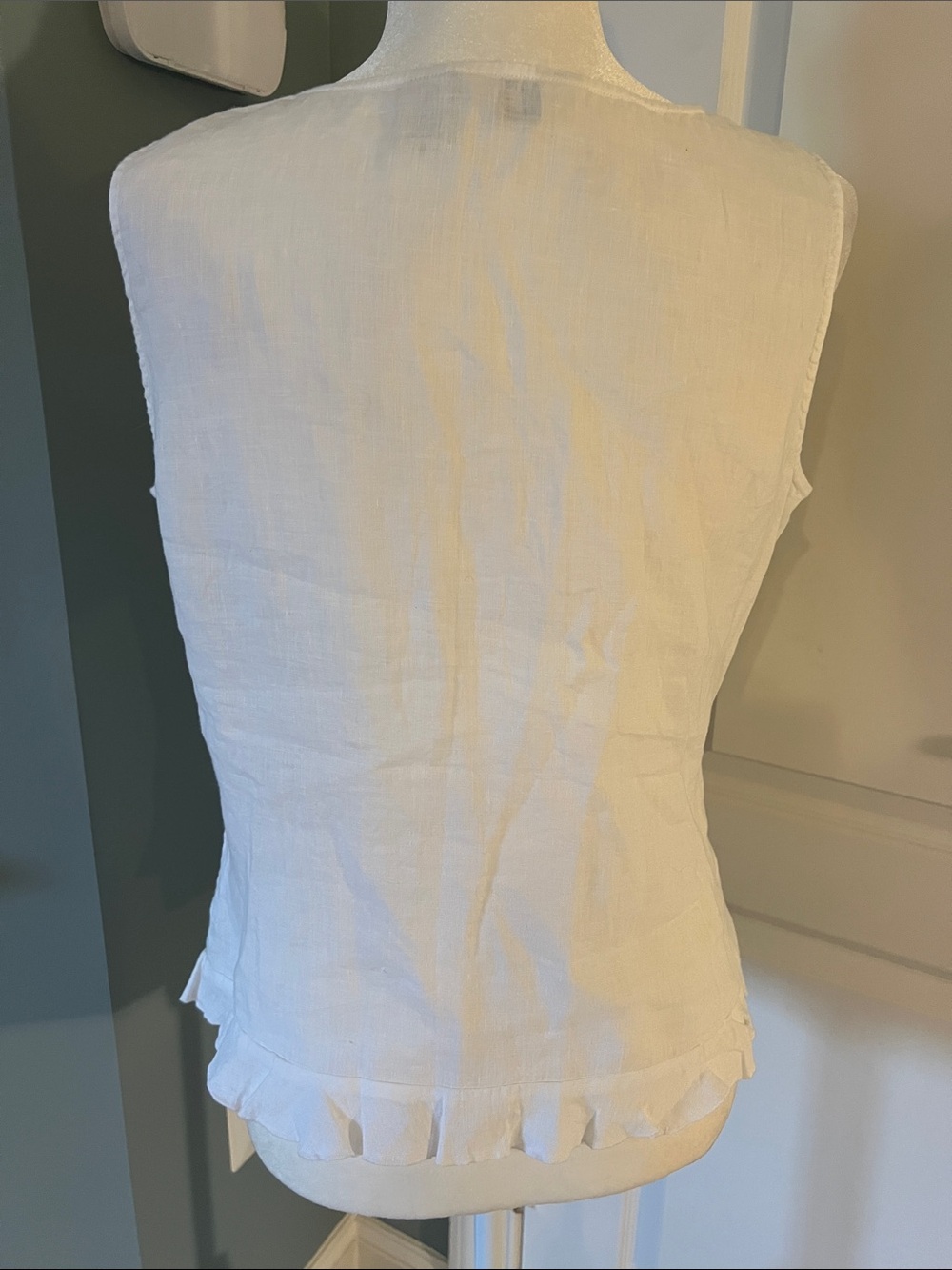 J. Jill White Eyelet V-Neck Sleeveless Camisole - Picture 2 of 6